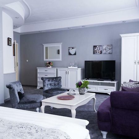 Pensiunea Diamant Ghimbav Экстерьер фото