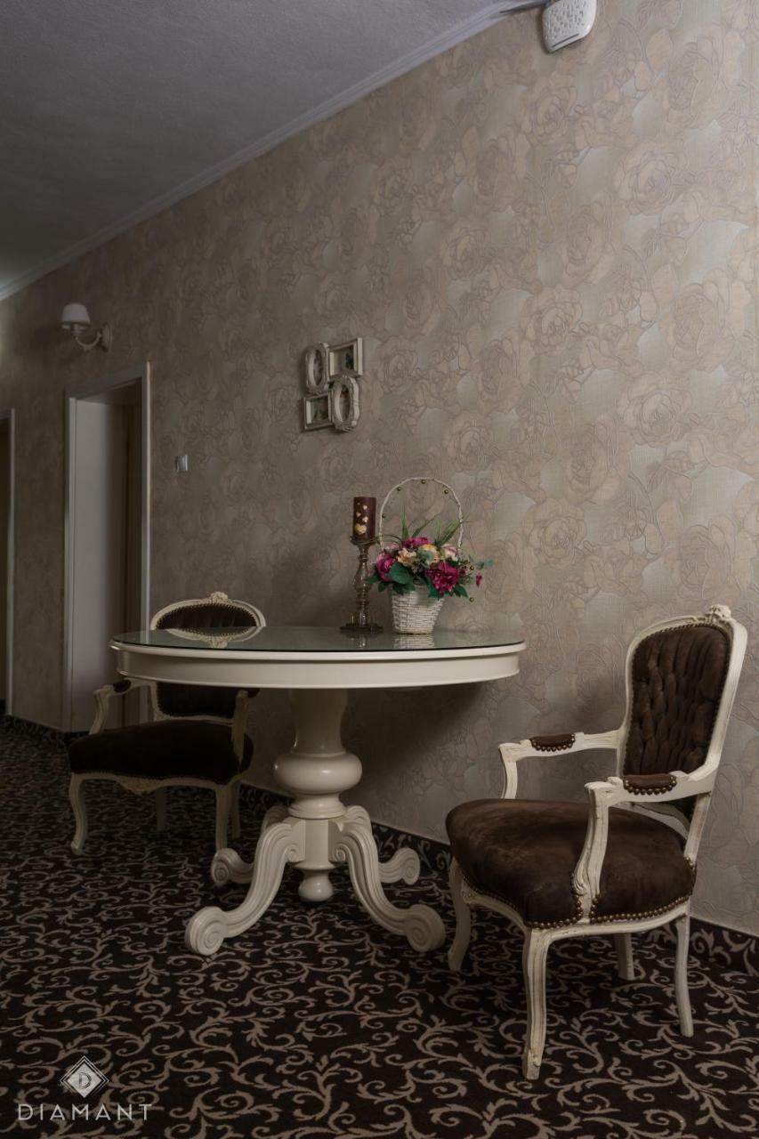 Pensiunea Diamant Ghimbav Экстерьер фото